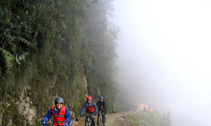 Bolivia-DeathRoad4